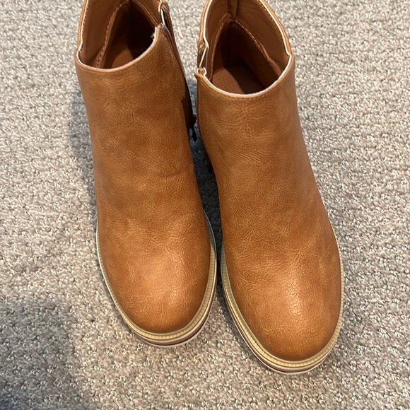 Platform wedge ankle boots - Picture 2 of 3